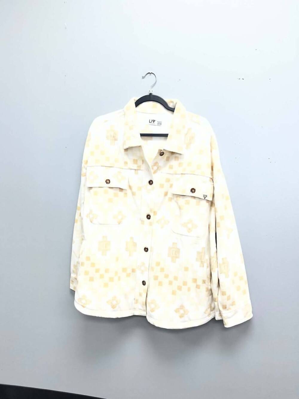 NEW LIV OUTDOORS women's dakota shacket top- plus in birch checker
